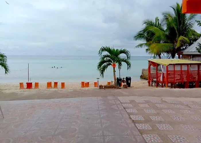 Aizawa Resort Santiago (Camotes Islands)